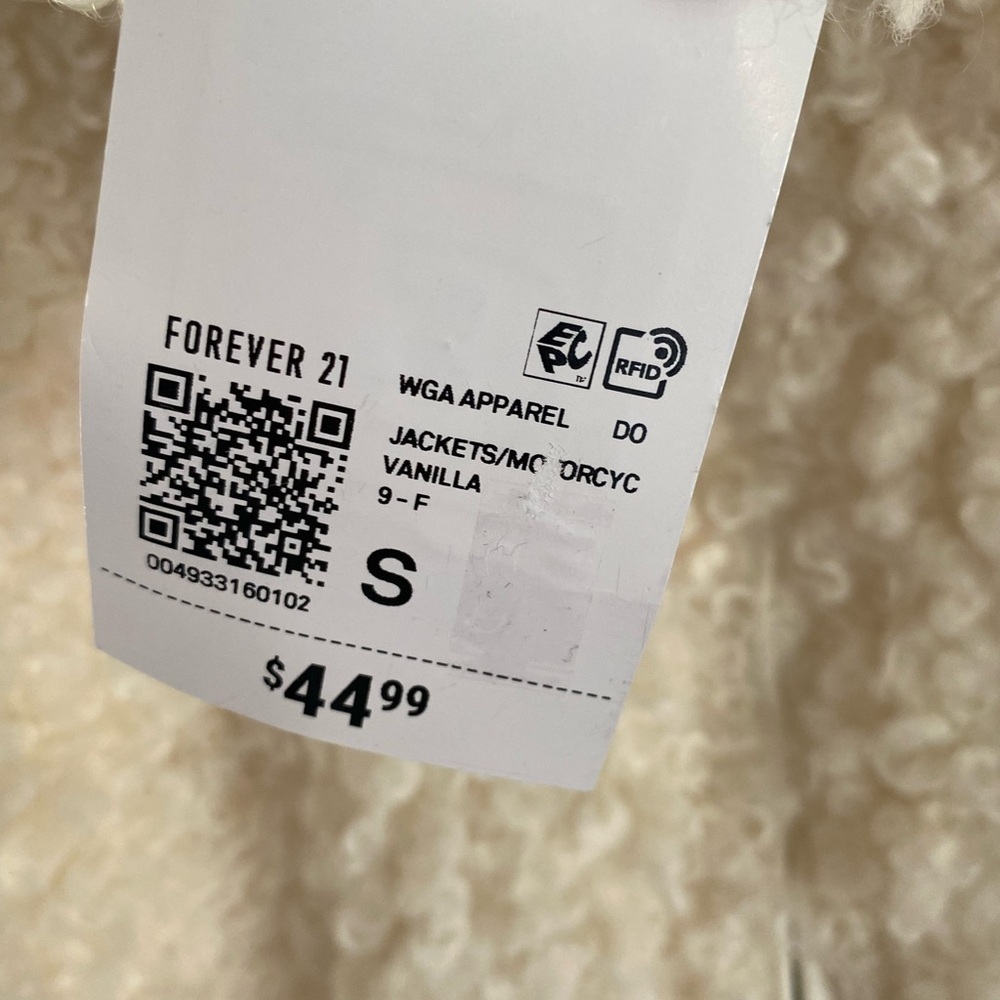 FOREVER 21 Vanilla Faux Shearling Cropped Moto Jacket - Picture 11 of 15